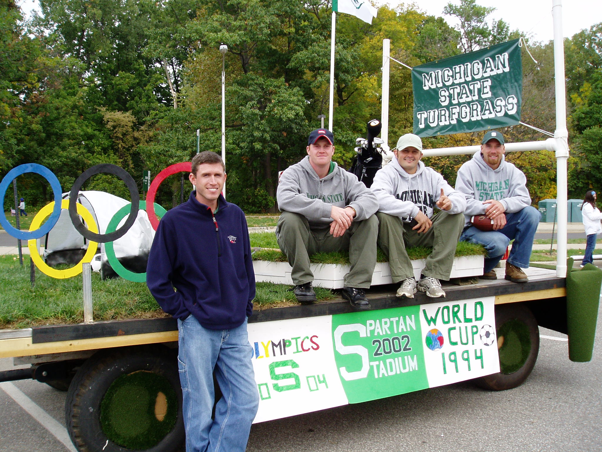 2005 HC Float +Class